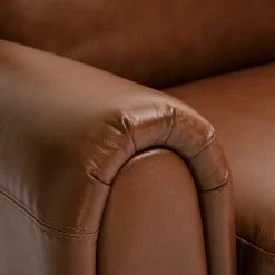 Canapé Convertible Vintage 3 Places Cuir Marron Et Bois Noir Avec Matelas 9 Cm CLUB -Canapé Soldes canape convertible vintage 3 places cuir marron et bois noir avec matelas 9 cm club 49660 6197c9af59b0f 1200 675