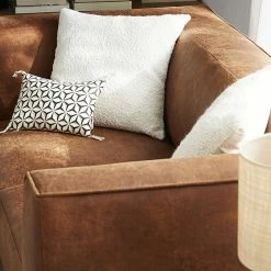 Canapé Design En Cuir Aspect Vieilli Marron Cognac 2-3 Places MORRIS -Canapé Soldes canape design en cuir aspect vieilli marron cognac 2 3 places morris 53931 63e2585199f52 1200 675