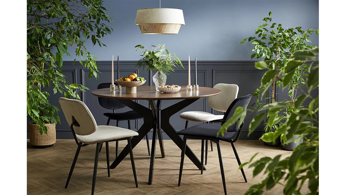 Chaises En Bois Foncé Noyer Et Métal Noir (lot De 2) TOBIAS 9 Chaises En Bois Foncé Noyer Et Métal Noir (lot De 2) TOBIAS – Image 7