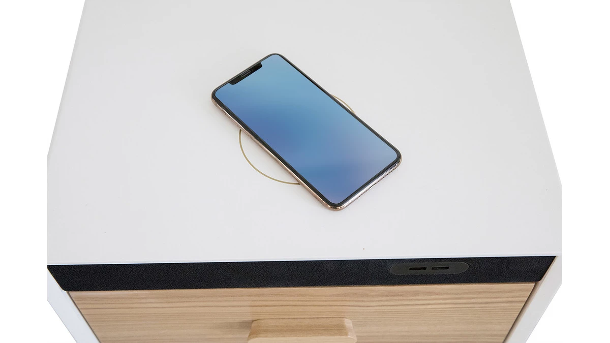 Table De Chevet Connectée Multimédia Blanc Mat Et Frêne PAVAN 9 Table De Chevet Connectée Multimédia Blanc Mat Et Frêne PAVAN – Image 7