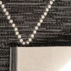 Tapis / Descente De Lit Pour L'intérieur Et L'extérieur Noir Et Blanc 60 X 110 Cm ASMA -Canapé Soldes tapis descente de lit pour linterieur et lexterieur noir et blanc 60 x 110 cm asma 52505 6234aeb8e39eb 1200 675